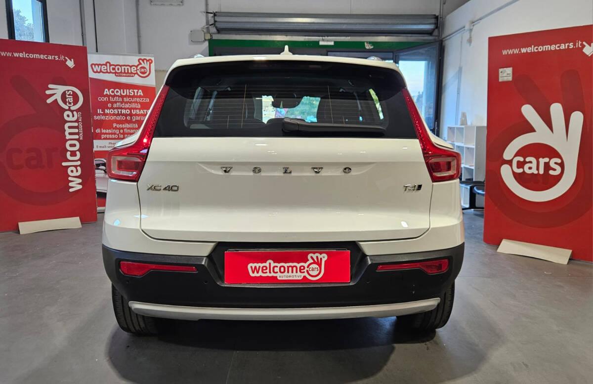 Volvo XC40 2.0 t4 Momentum awd geartronic my20