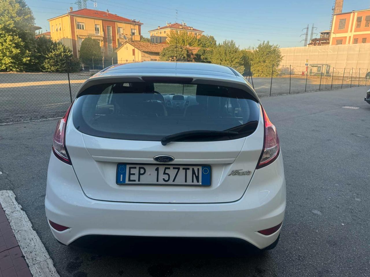 Ford Fiesta 1.2 60CV 5 porte Titanium
