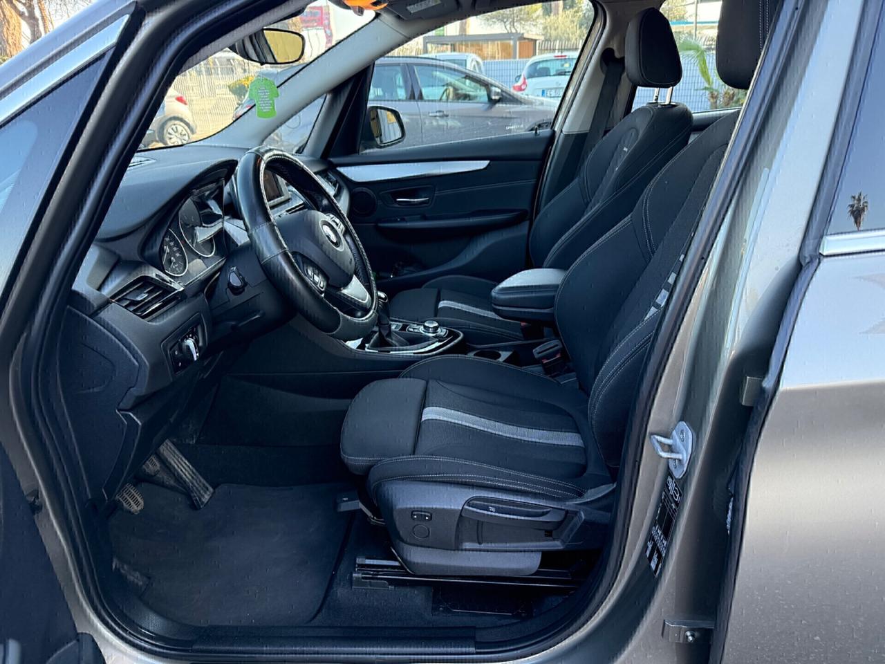 Bmw 2er Active Tourer 218d Active Tourer Luxury