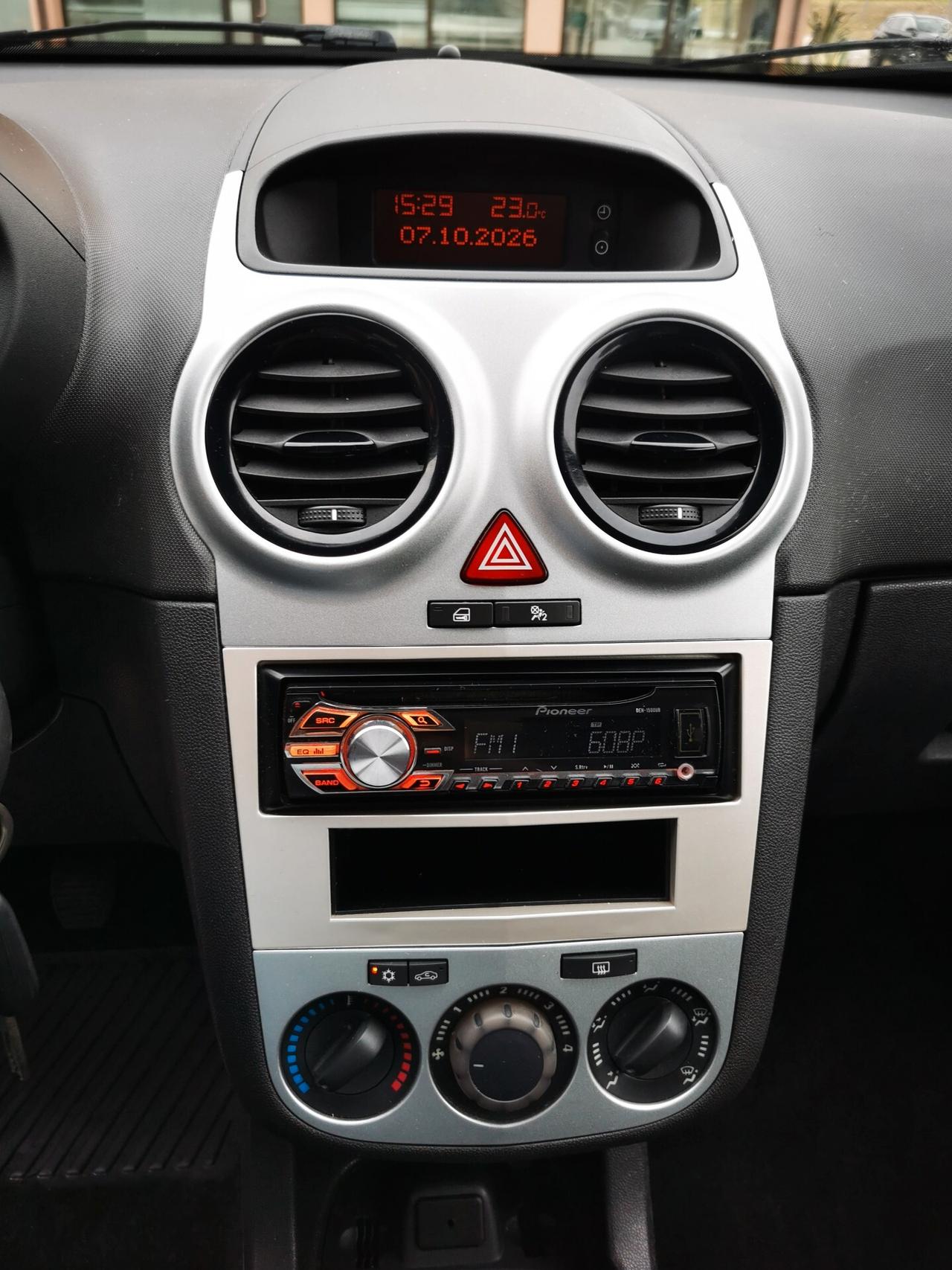 Opel Corsa 1.0 SOLO 70.600 KM OK NEO PATENTATI