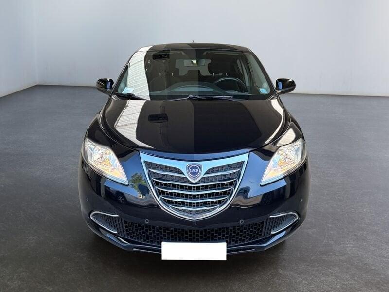 Lancia Ypsilon 1.2 69 cv Silver