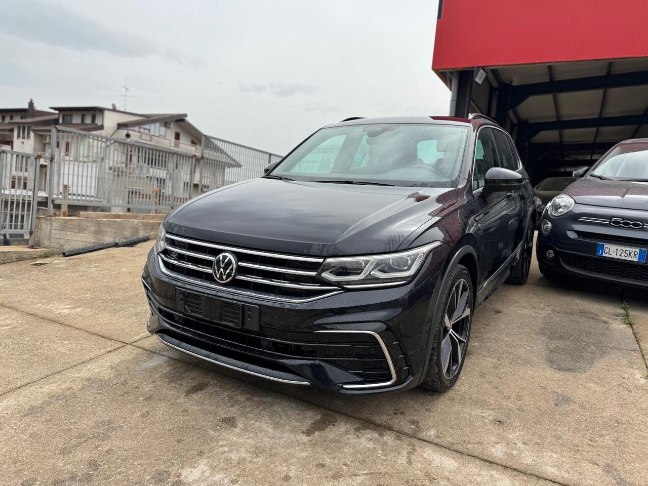 Volkswagen Tiguan 2.0 TDI 150 CV SCR DSG R-Line