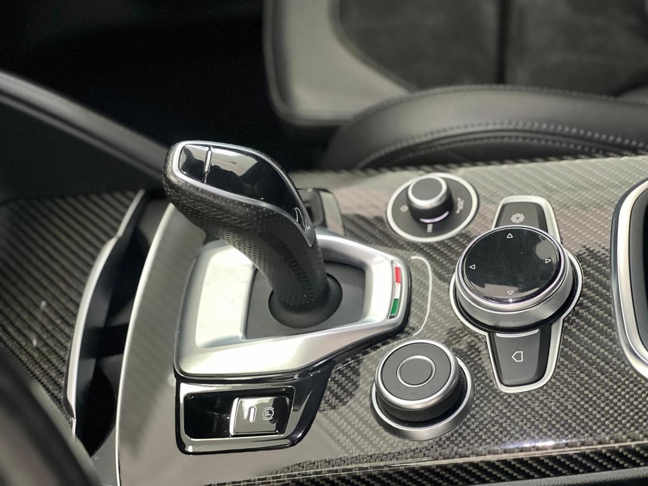 Alfa Romeo Stelvio 2.2 Turbodiesel 210 CV AT8 Q4 Veloce