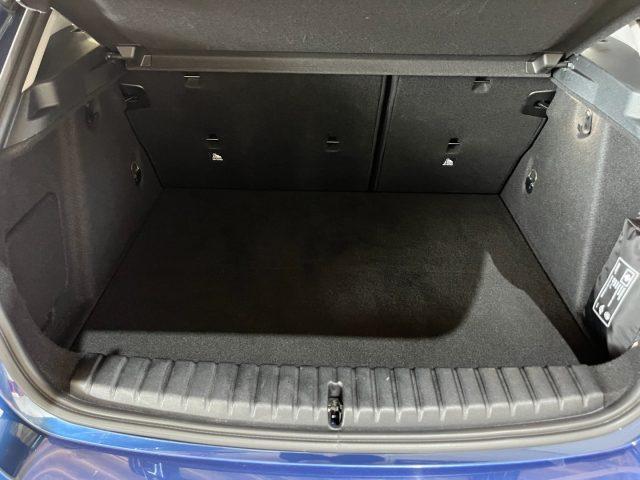 BMW 118 i Business Advantage "18 Msport/Navig/Park/OK NEOP