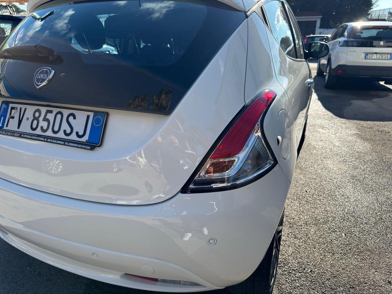 Ypsilon 1.2 69 CV My19 S&S Gold