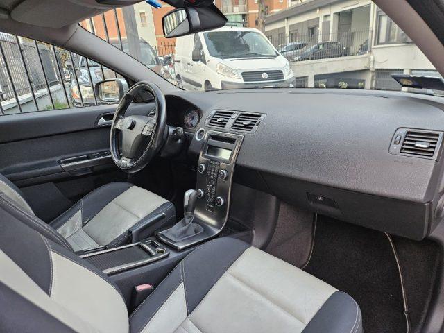 VOLVO V50 2.0 D cat