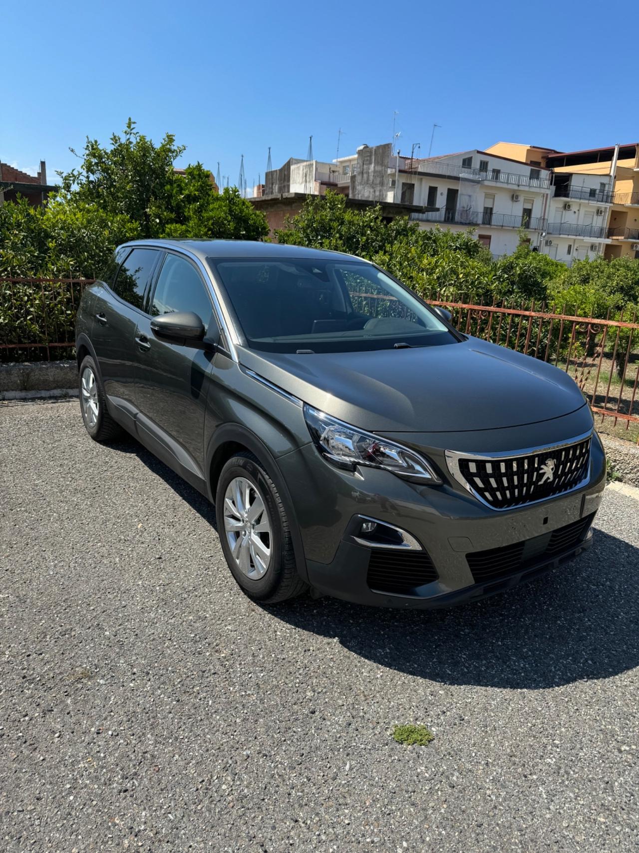 Peugeot 3008 BlueHDi 120 S&S Business