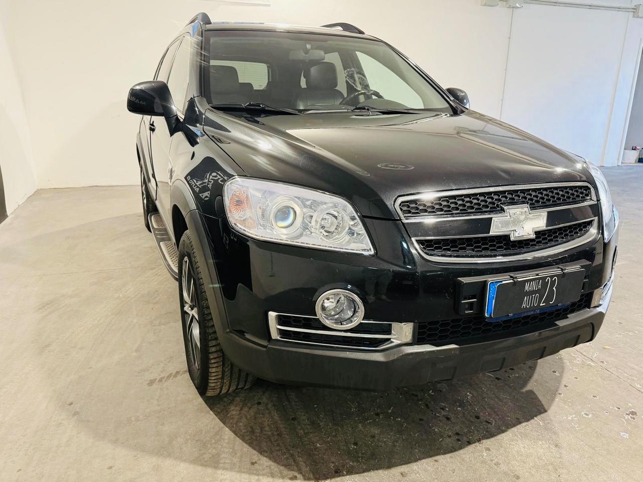 Chevrolet Captiva 2.0 VCDi LTZ*127 CV*7 POSTI*PEDANE*