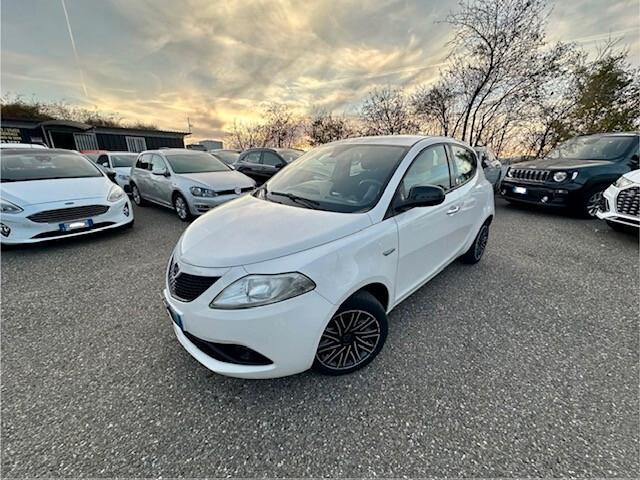 Lancia Ypsilon 1.2 69 CV 5 porte GPL Ecochic Gold