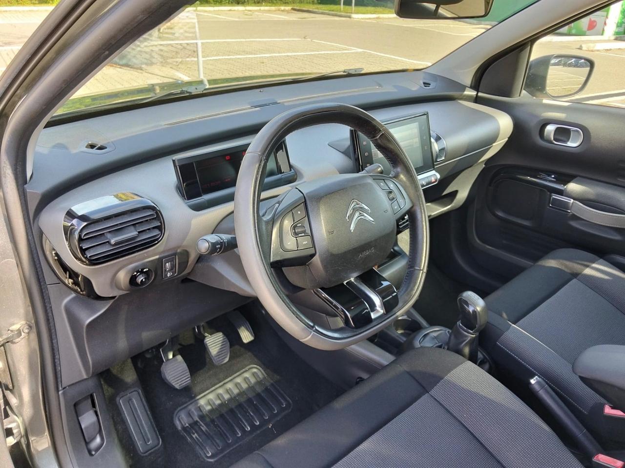 Citroen C4 Cactus PureTech 82 Shine*Panorama*Navi*Camera*Cerchi