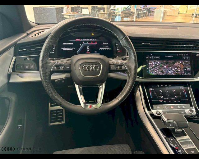 AUDI Q8 45 TDI quattro tiptronic Sport