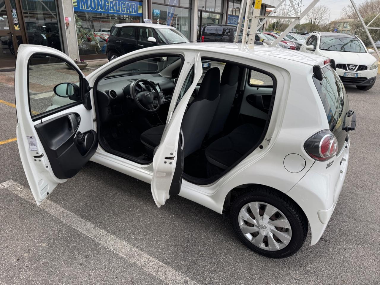 Toyota Aygo 1.0 VVT-i 5 porte Connect