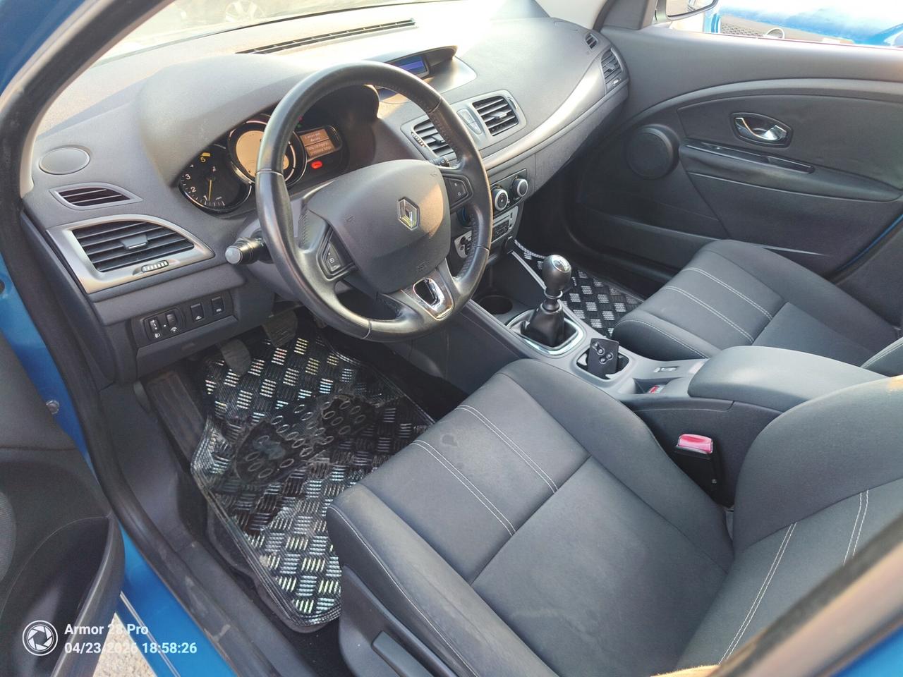 Renault Megane Mégane 1.5 dCi 110CV Start&Stop ESM SporTour Wave