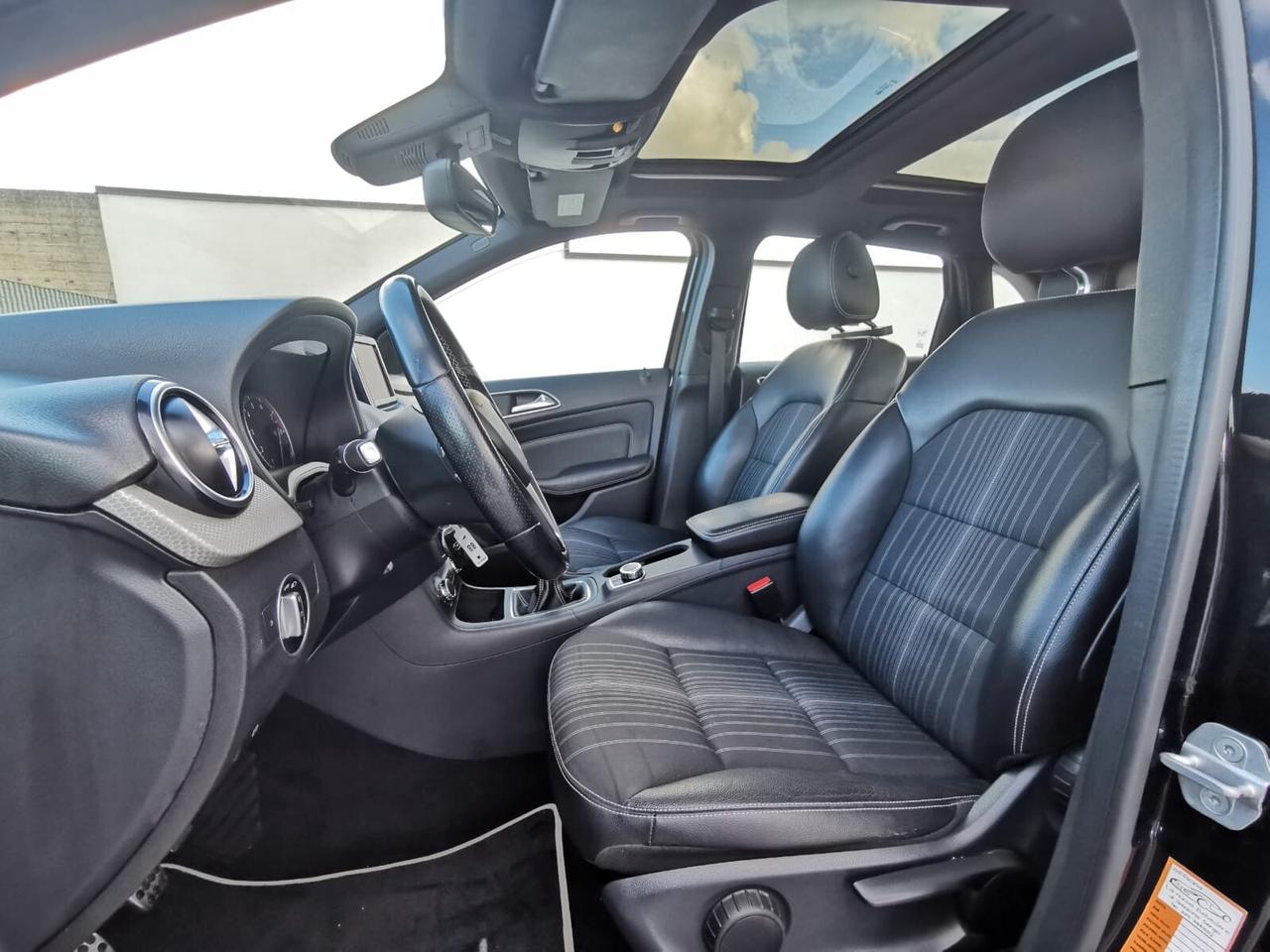 Mercedes-benz B 180 BlueEFFICIENCY Prem. TETTO/NAVIG