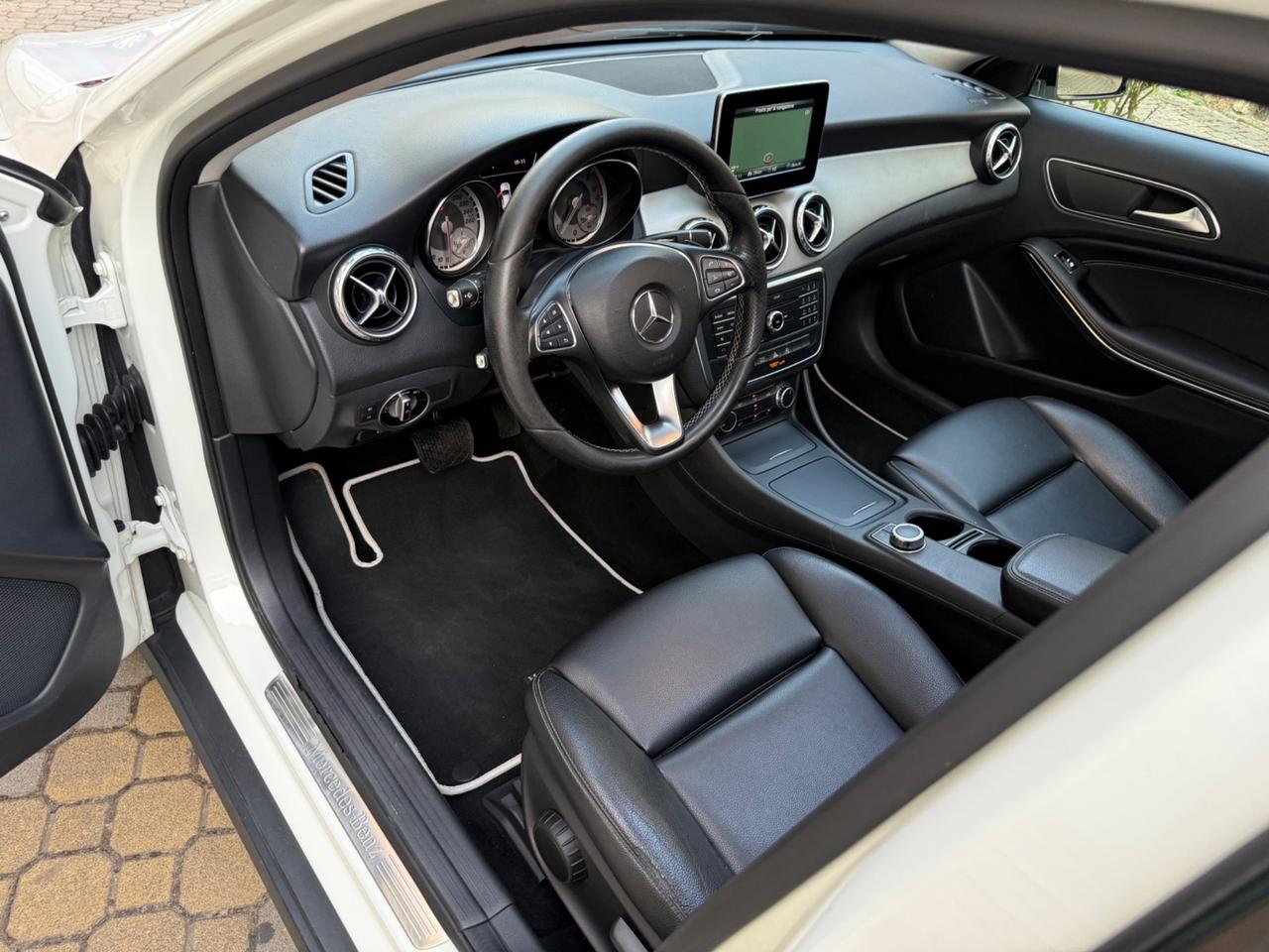 Mercedes-benz GLA 200 GLA 200 d Automatic Enduro Activity
