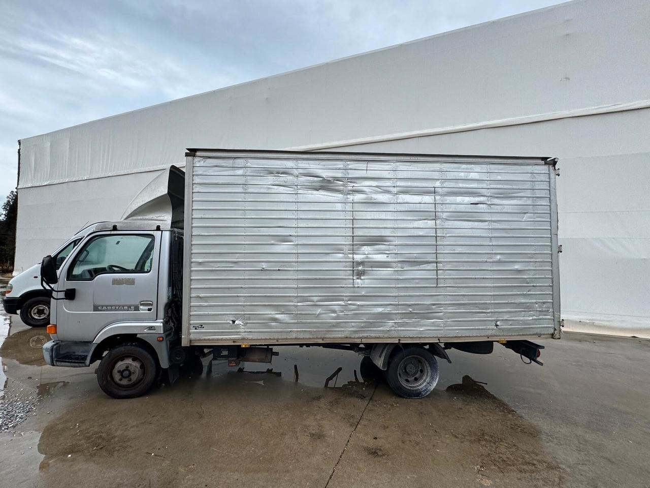 Nissan CABSTAR 35/3 TELAIO GEMELLATO FURGONATO