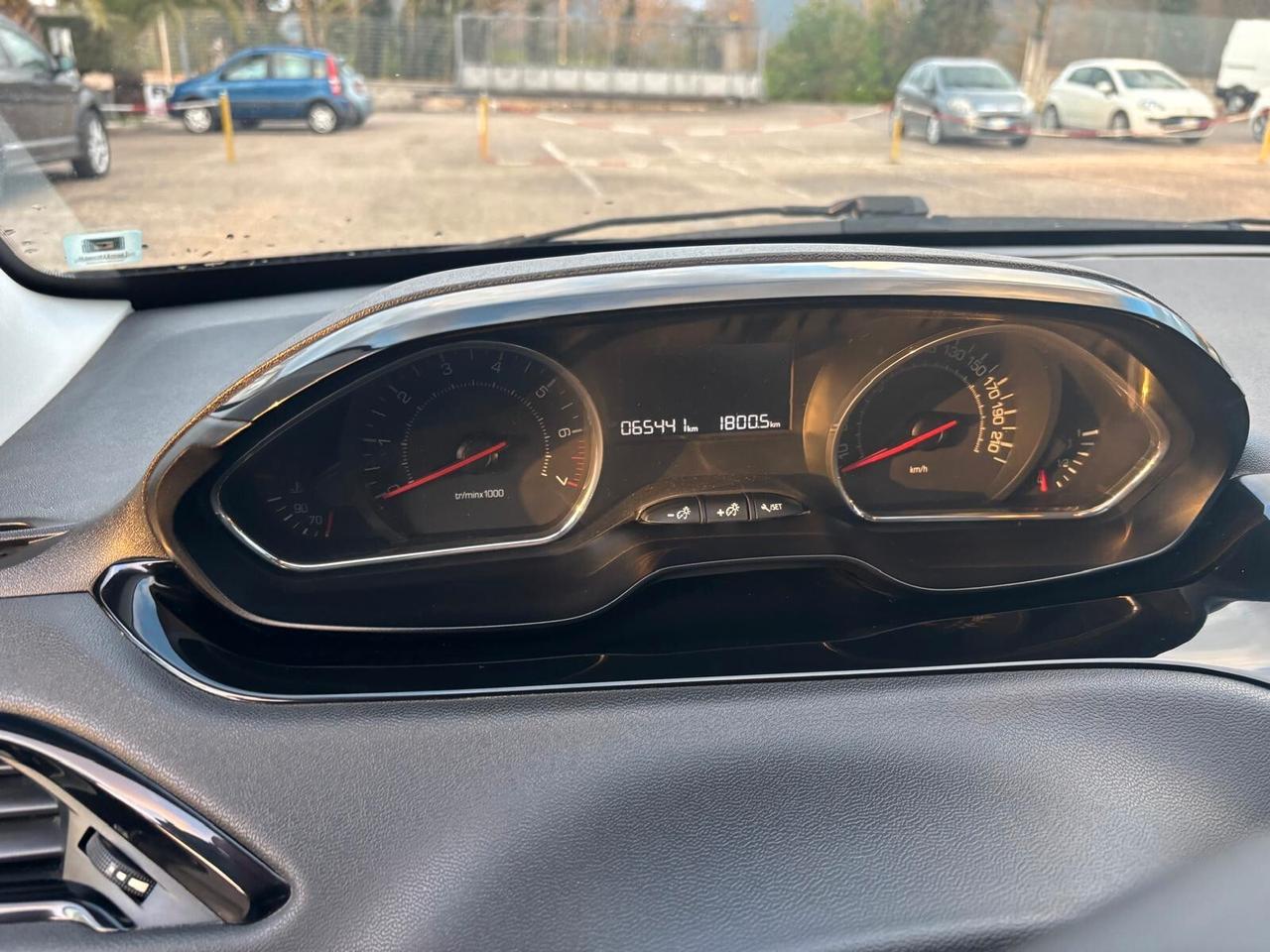 Peugeot 208 1.0 VTi 5 porte - 2013