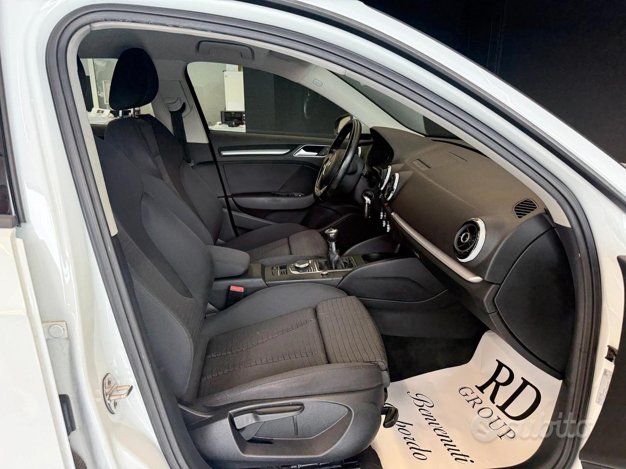 Audi A3 SPB 1.6 tdi Ambiente 105 cv okneopatentati