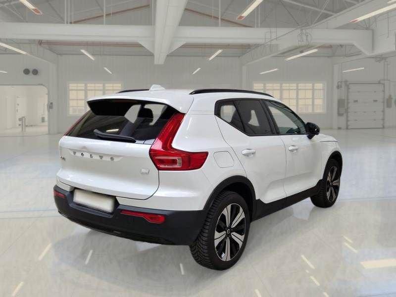 Volvo XC40 Recharge T4 129+82 CV Plug-In Hybrid Automatica Recharge Ultimate Dark N1 Autocarro