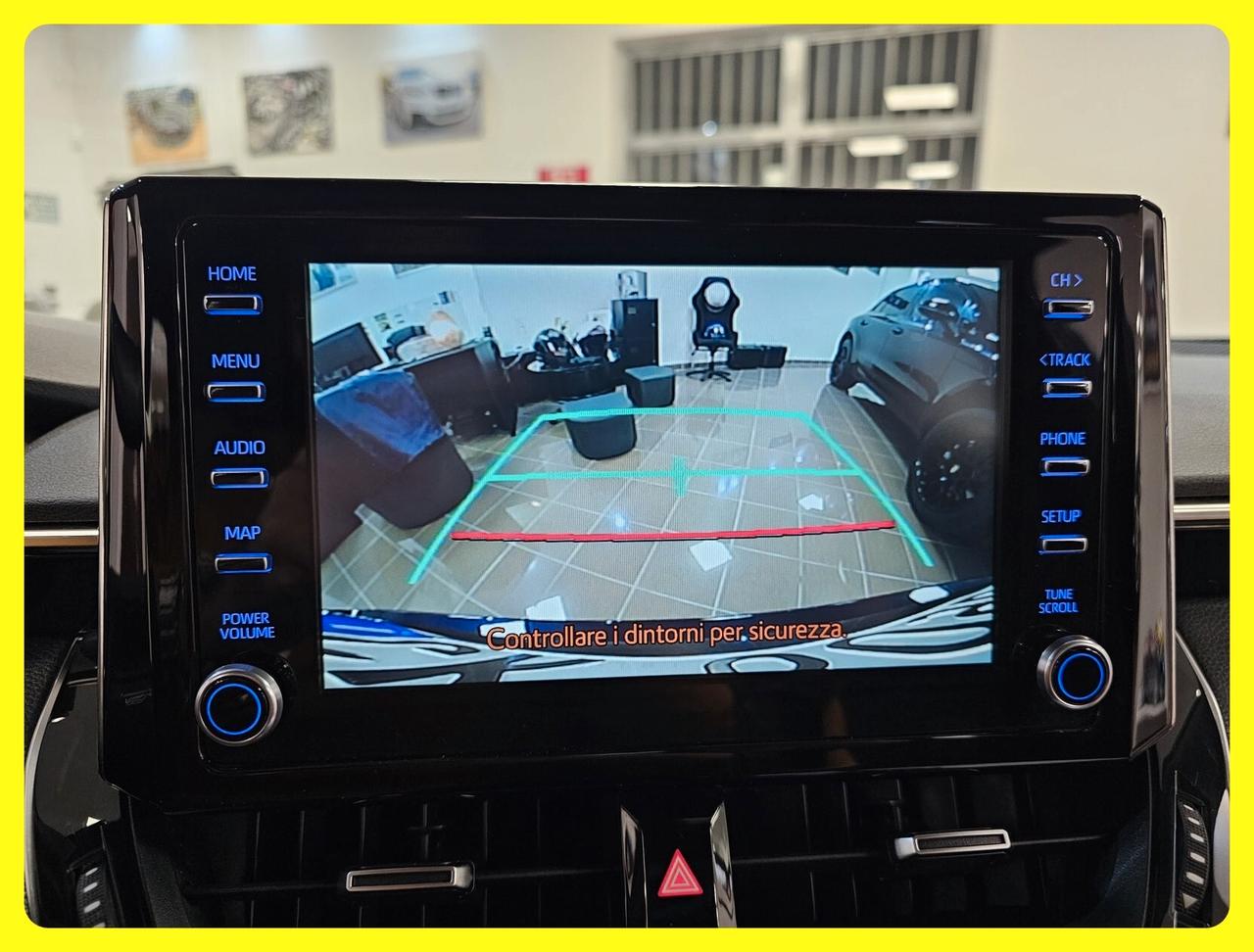 Toyota New Corolla TS 1.8 Hybrid 122CV CVT Business Garanzia