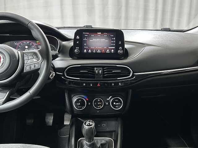 Fiat Tipo 1.0 5 porte Cross