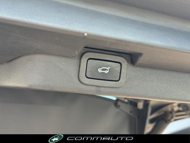LAND ROVER Discovery 3.0 TD6 249 CV HSE 7p