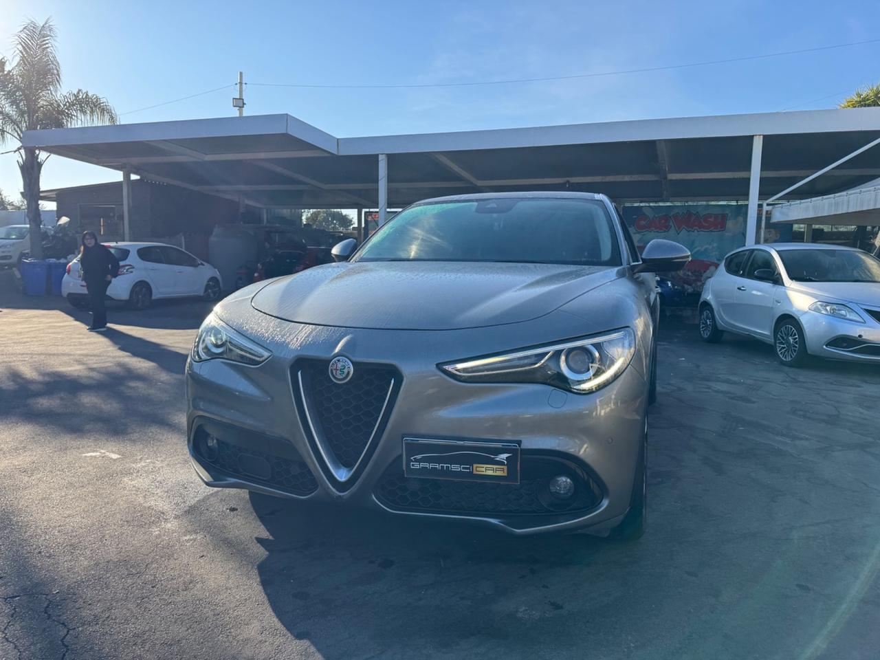 Alfa Romeo Stelvio 2.2 Turbodiesel 180 CV AT8 RWD Executive