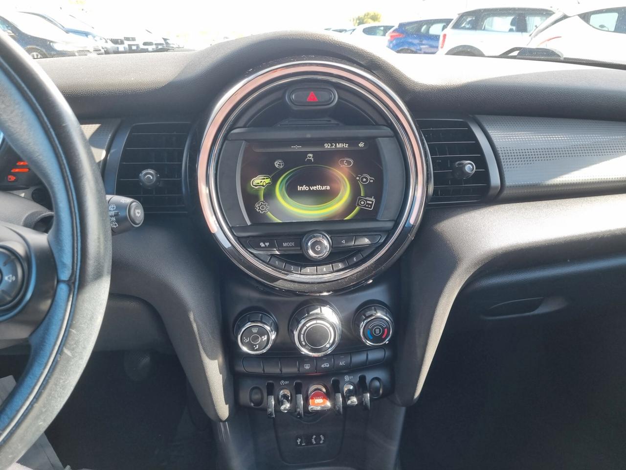 Mini 1.5 One D Business XL