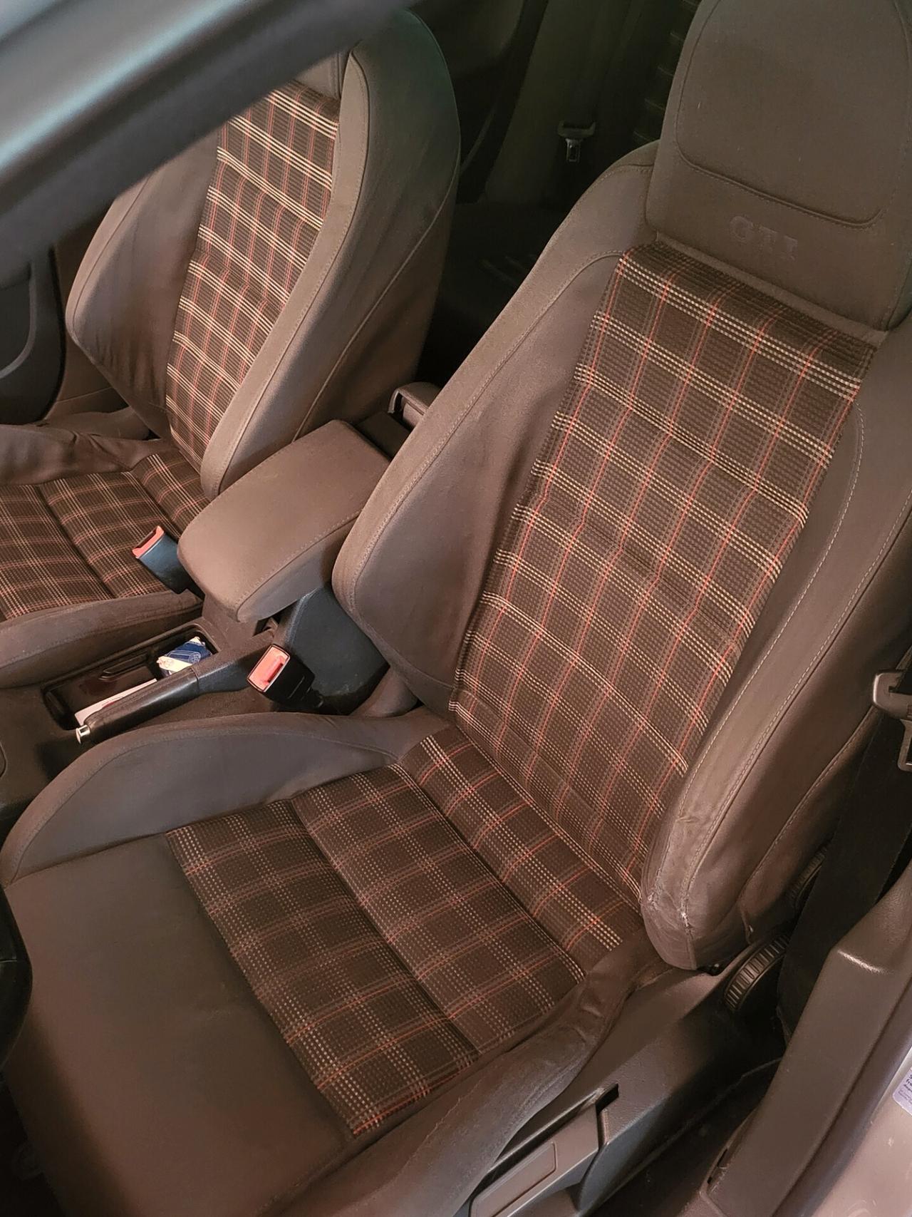 Volkswagen Golf GTI 2.0 16V TFSI 5p.