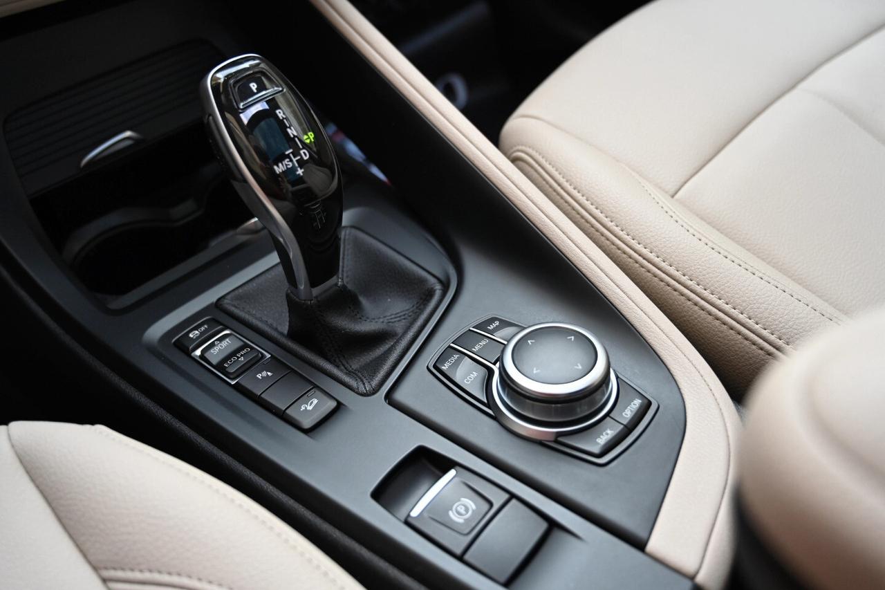 Bmw X1 xDrive 20d Advantage TETTO