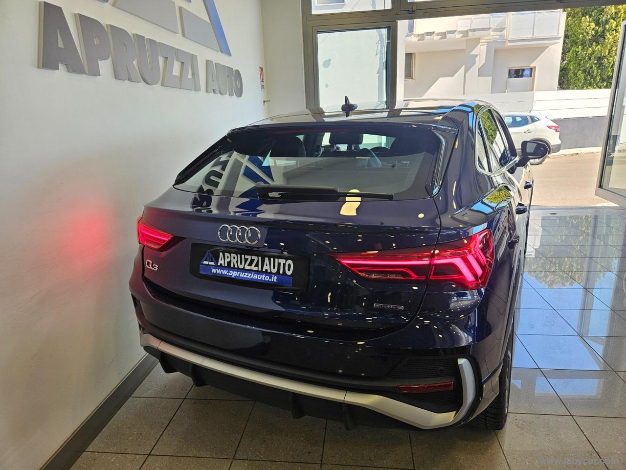 AUDI Q3 SPB 40 TDI qu. S tr. S line edition