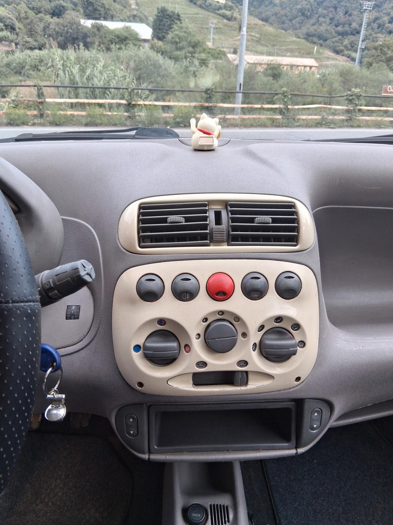 Fiat 600 1.1 Active