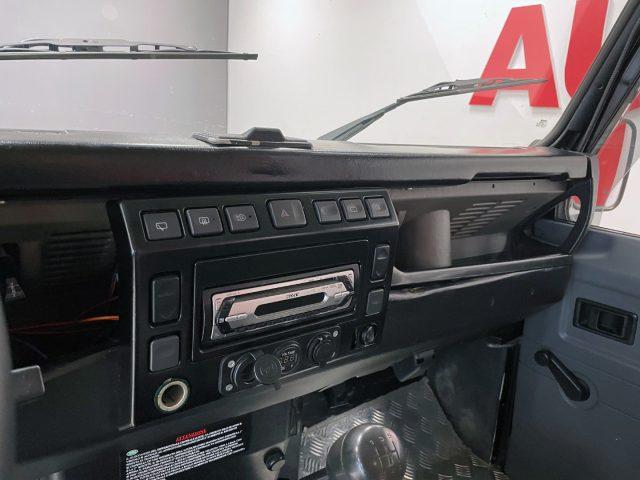 LAND ROVER Defender DEFENDER 90 2.0 FAM COUNTY SW