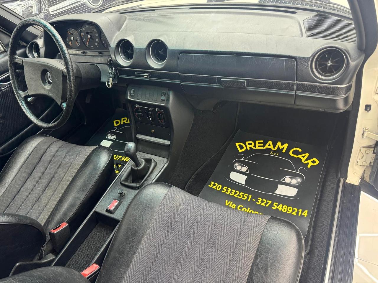 Mercedes-Benz 200 -Benzina