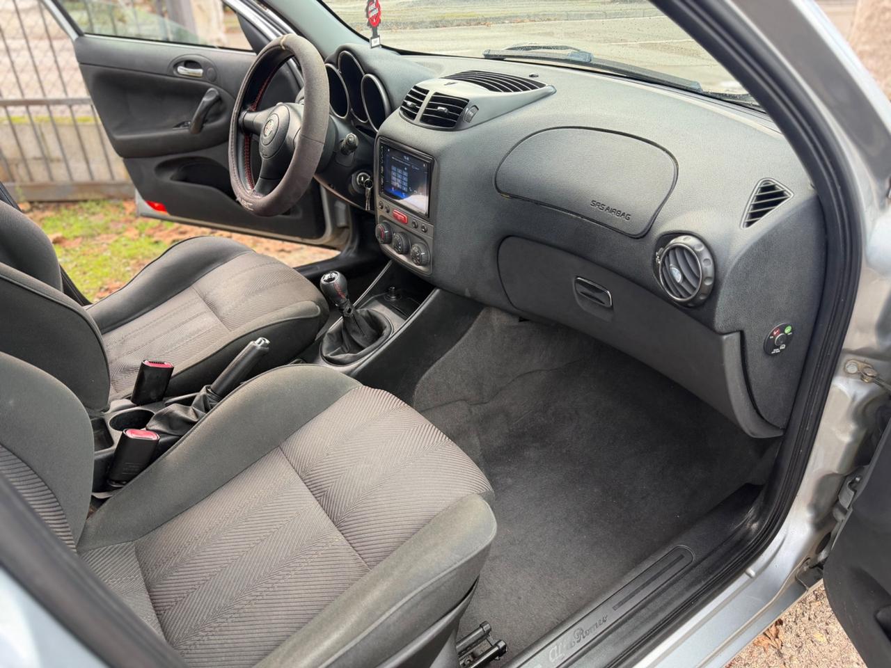 Alfa Romeo 147 1.9 JTD 115CV Distinctive G.Traino