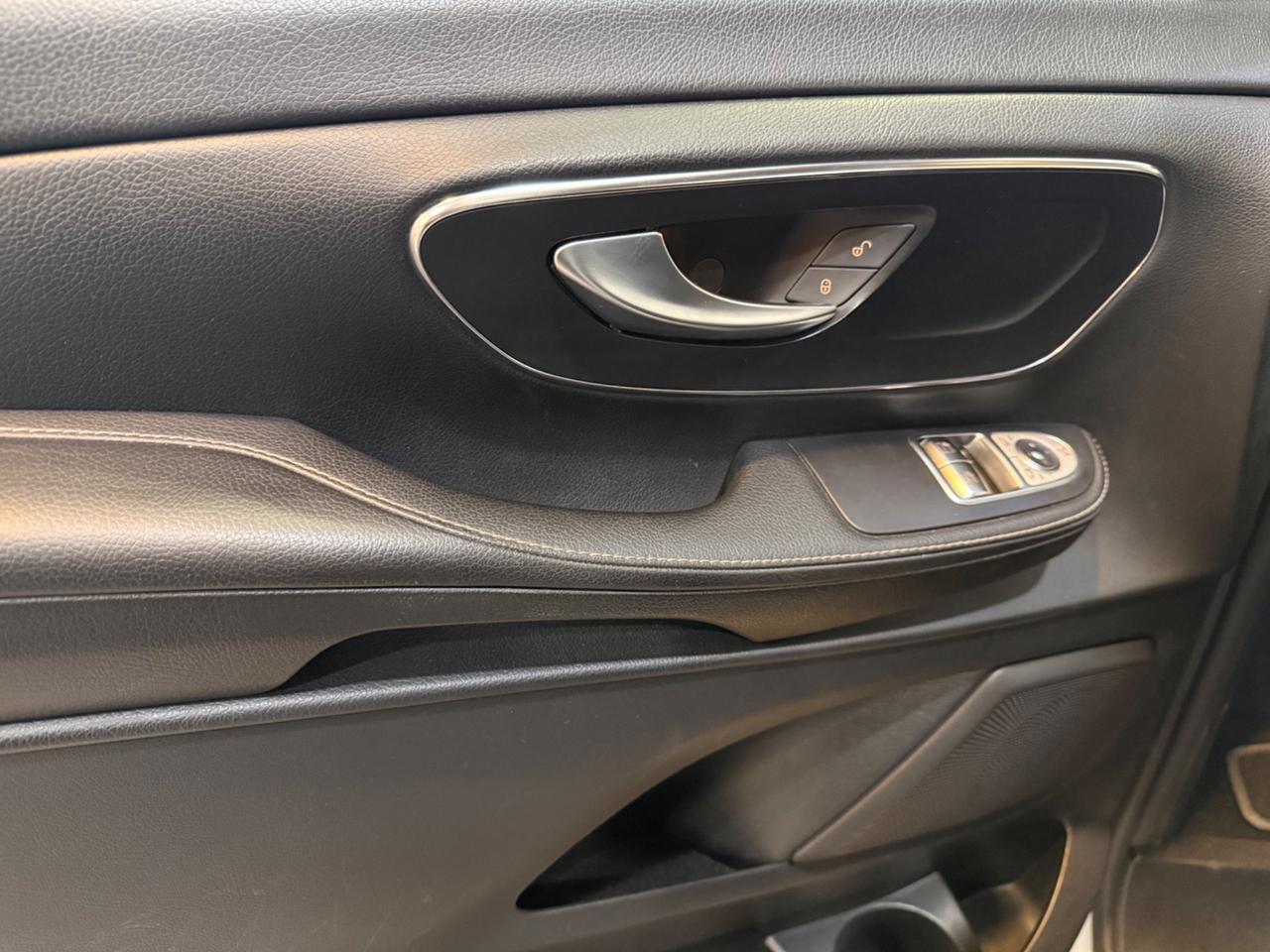 Mercedes-benz V 220 d Executive Long