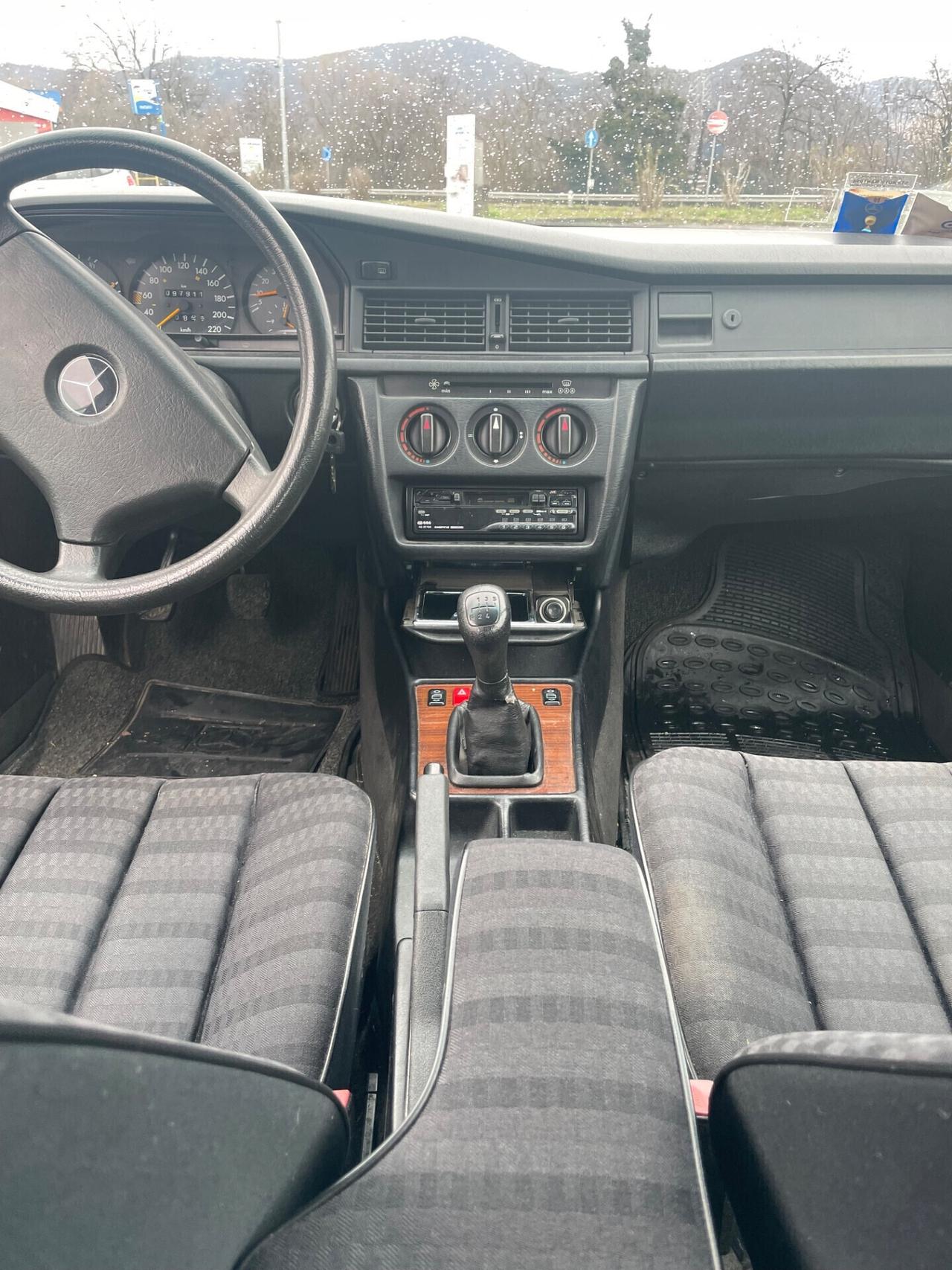 Mercedes-benz 190 1.8 E