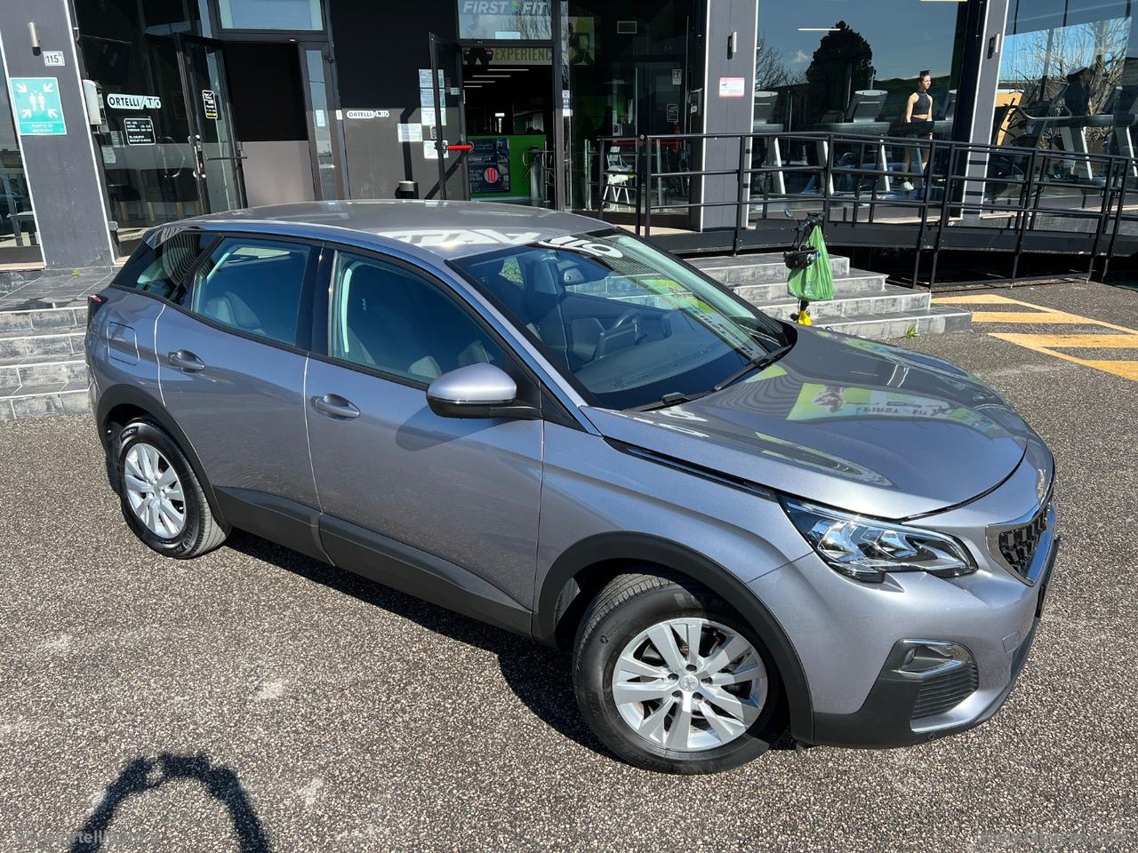 PEUGEOT 3008 BlueHDi 130 S&S EAT8 Business IVA DEDUCIBILE