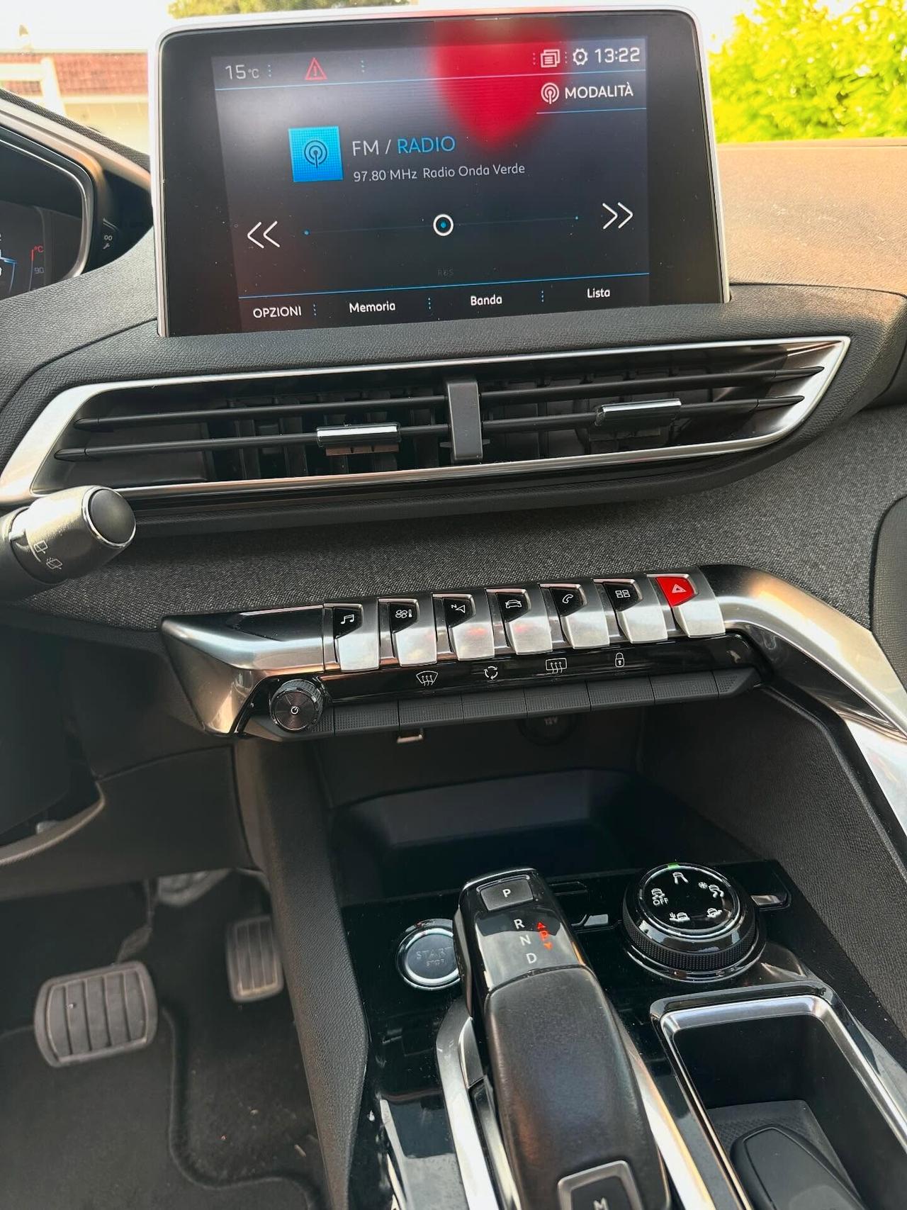 Peugeot 3008 BlueHDi 120 S&S EAT6 Business