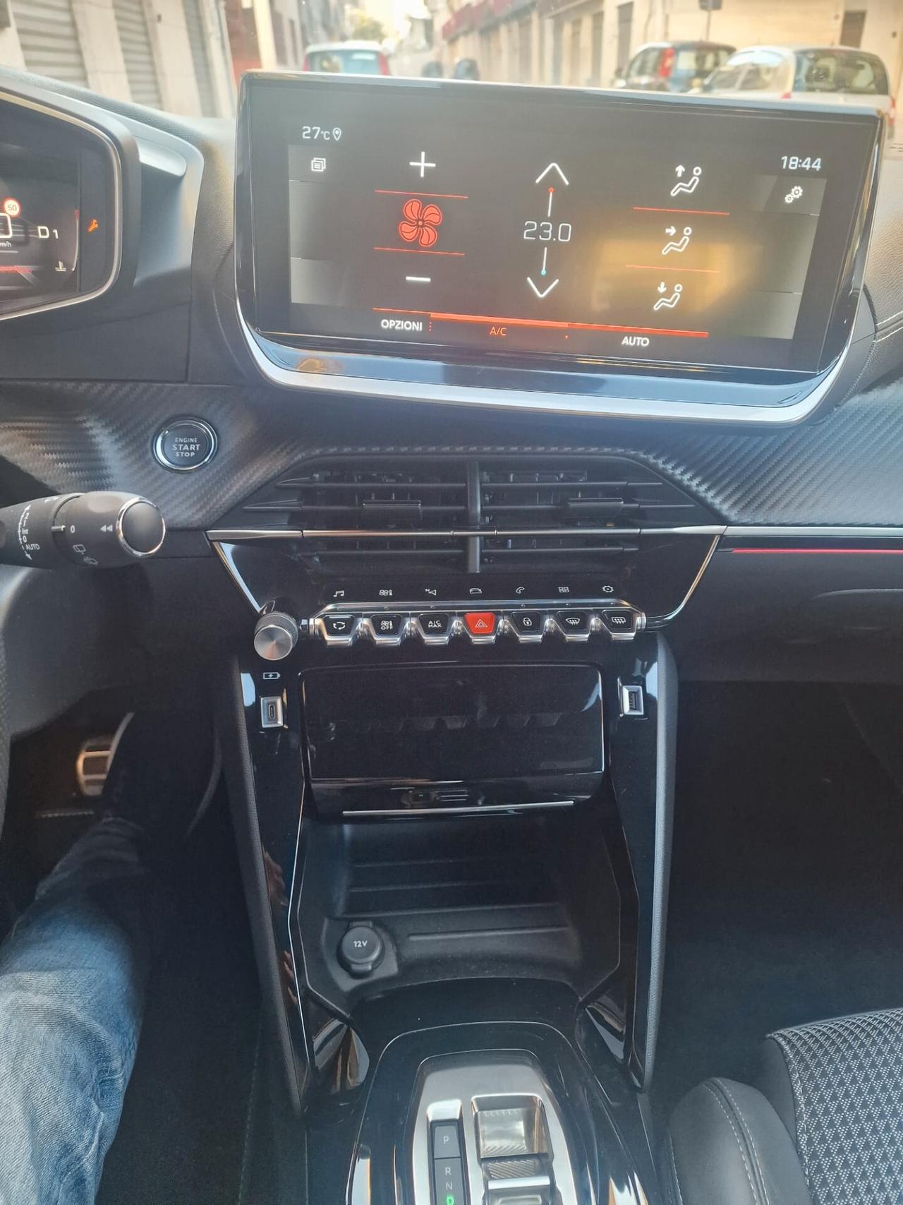 Peugeot 2008 BlueHDi 130 S&S EAT8 GT Pack