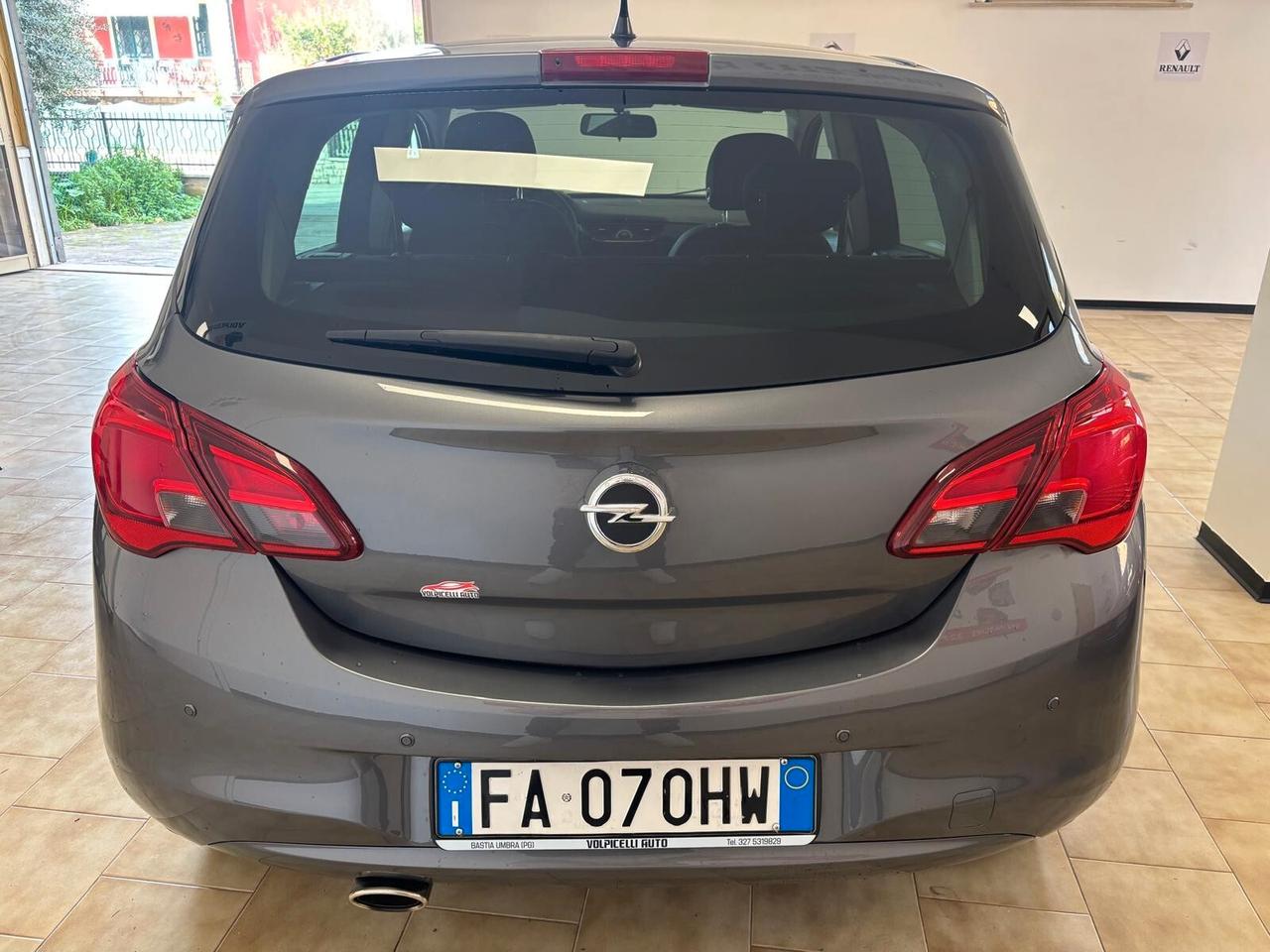 OPEL CORSA ANNO 2015 DS 1.3 ADATTA NEOPATENTATI KM 140 MILA
