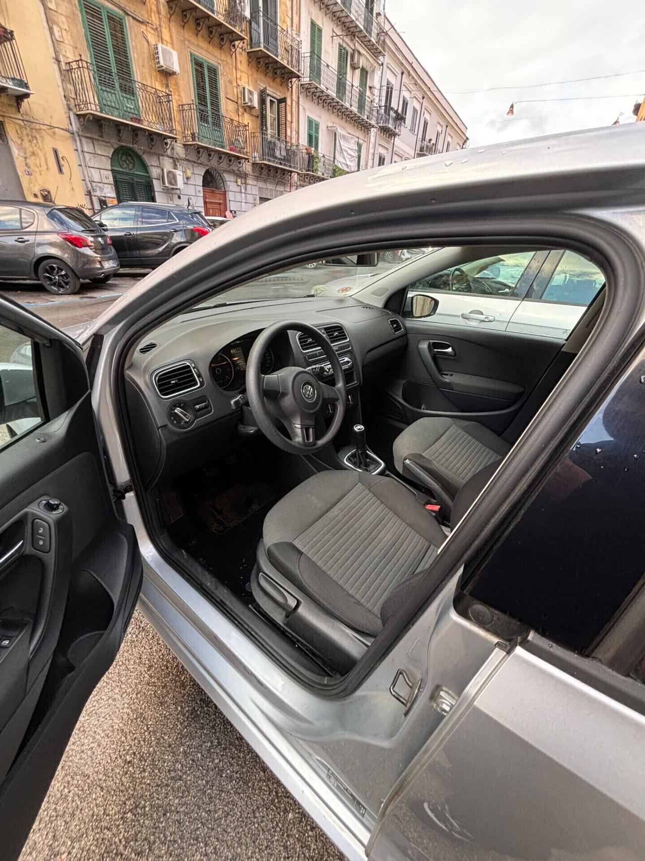 Volkswagen Polo 1.4 5 porte Highline FINANZIABILE NEOPATENTATI