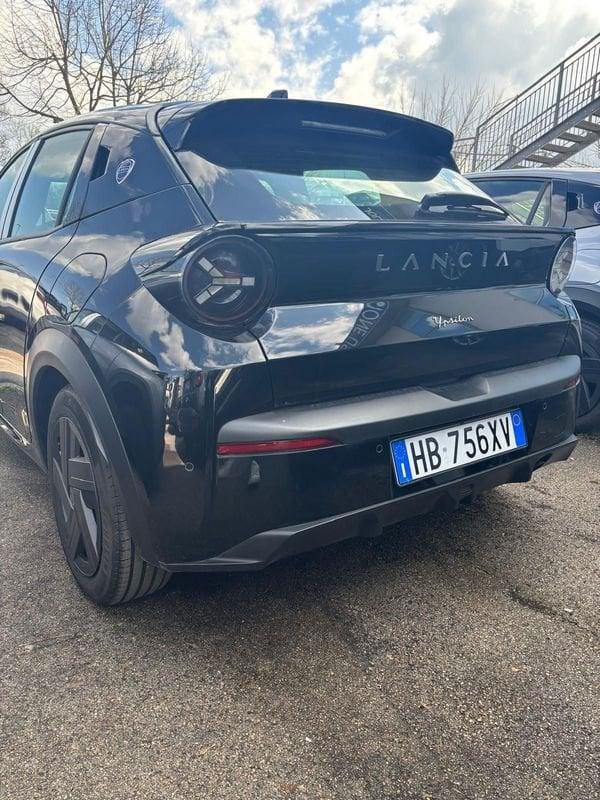 Lancia Ypsilon Ibrida Ibrida 100cv Ypsilon e-DCT in caso di finanziamento extrasconto 1000 €