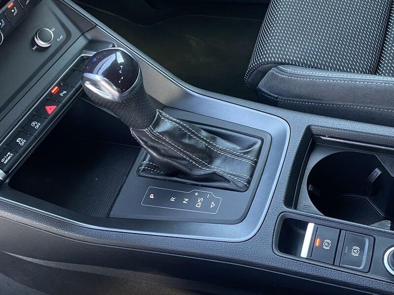 Audi Q3 SPB S line interno ed esterno 2.0 TDI 150CV S-Tronic 35
