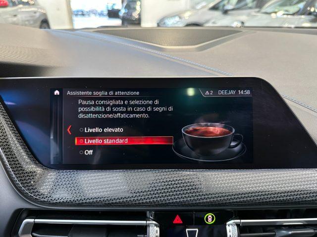 BMW 118 i Msport Auto - LED - 18" - Tetto - Carplay - Luci