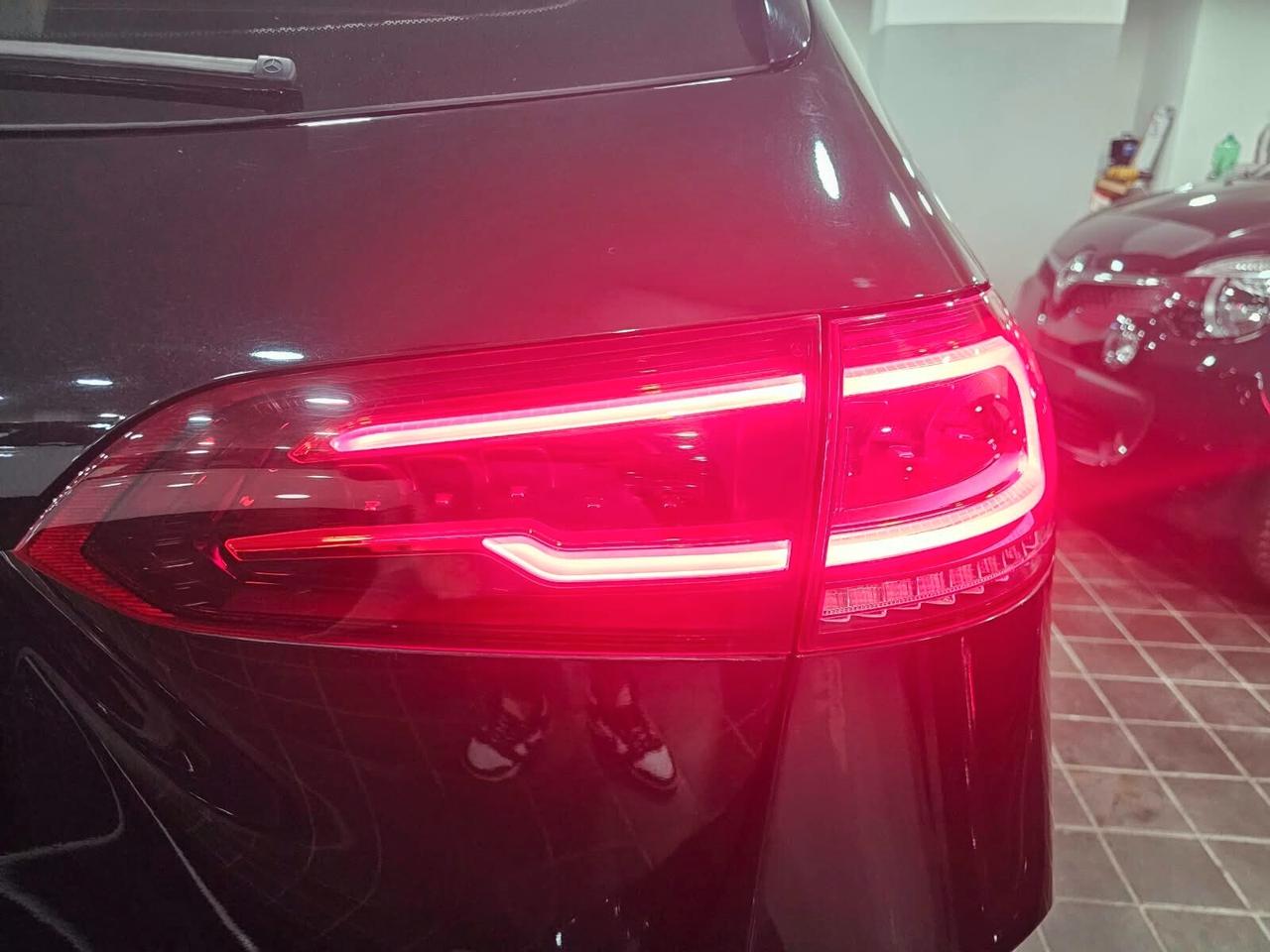 NUOVA MERCEDES-BENZ CLASSE B 180d 116CV PREMIUM AMG