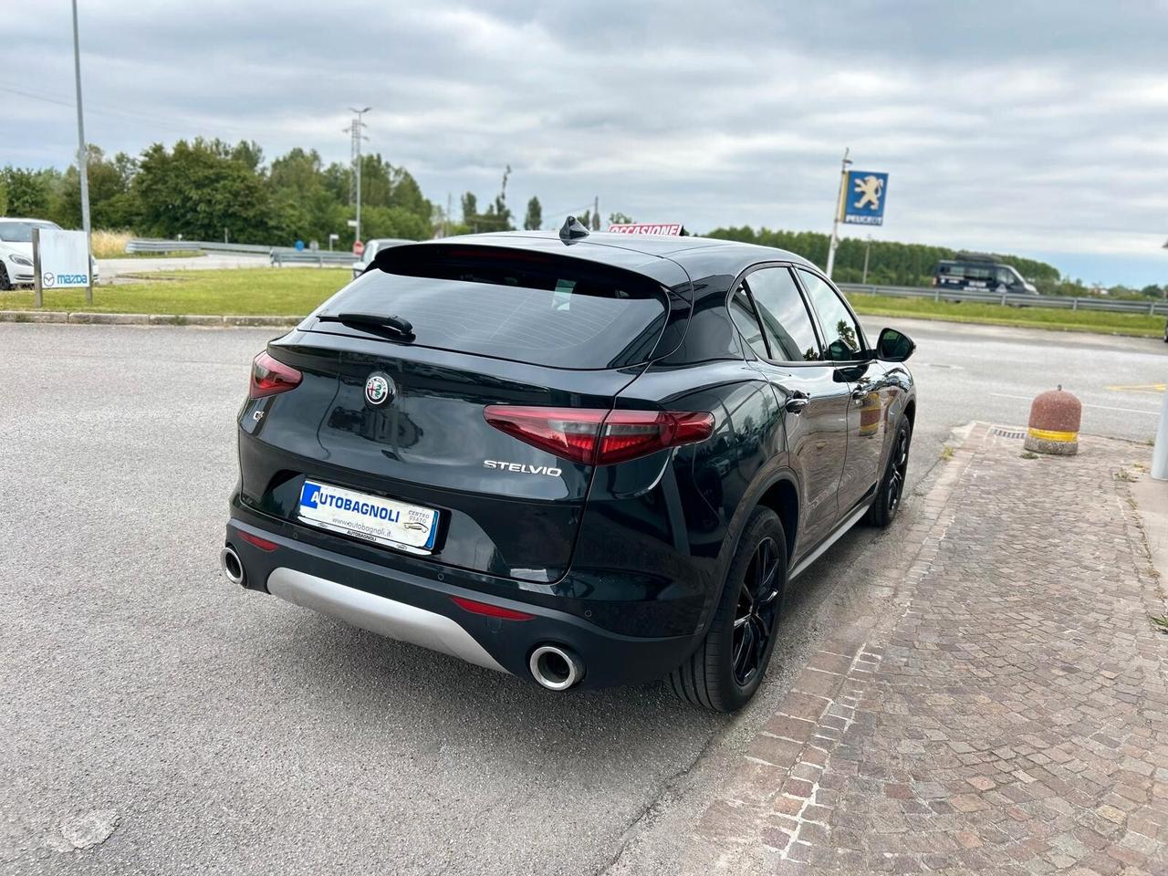 Alfa Romeo Stelvio BUSINESS 2.2 Turbodiesel AT8 Q4 EXECUTIVE