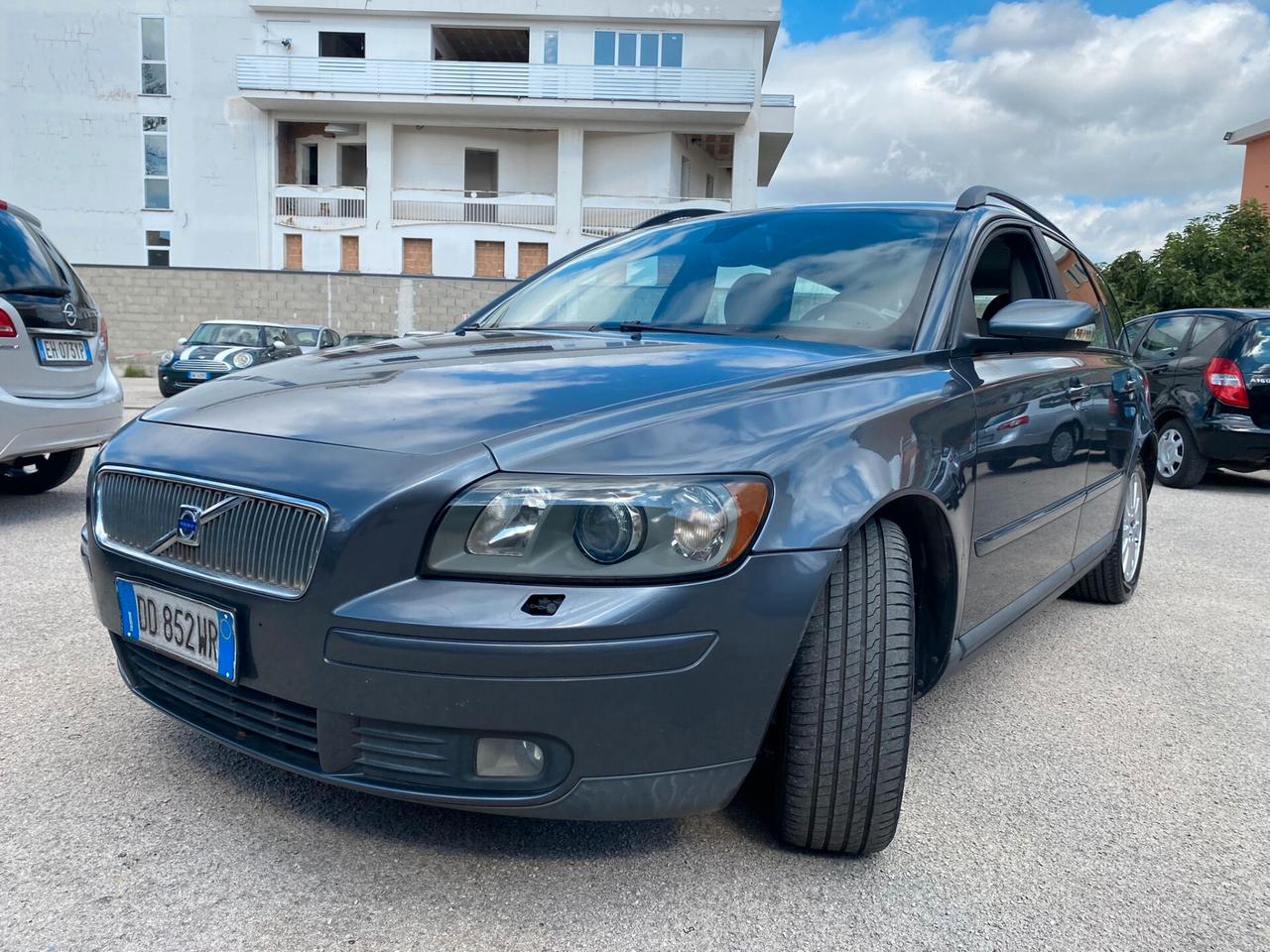 Volvo V50 2.0diesel 136cv full opt SW 2007