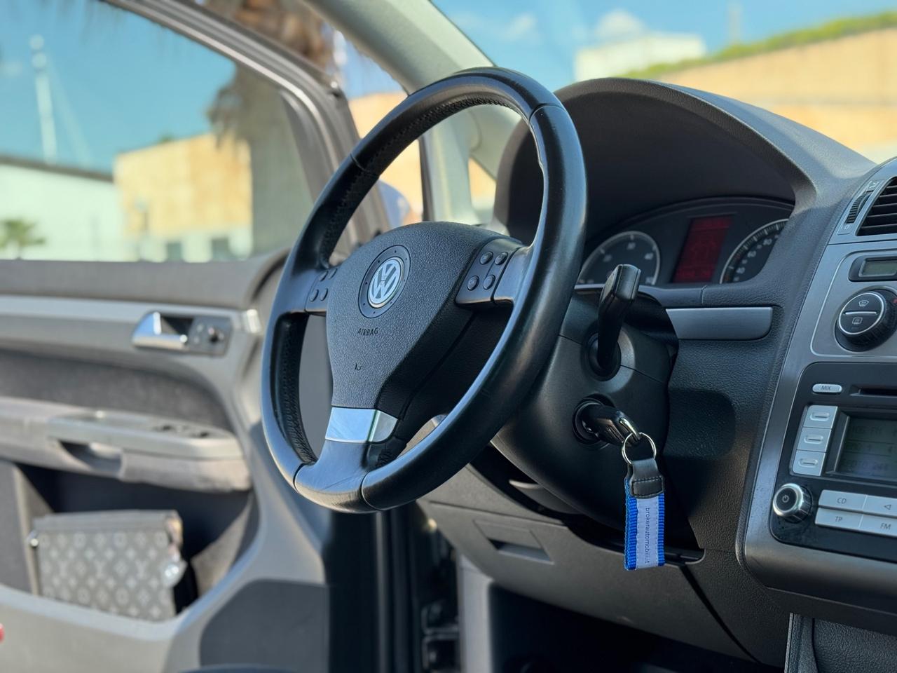 Volkswagen Touran 2.0TDI DSG 140 CV 7 POSTI HIGHLINE 12 MESI DI GARANZIA