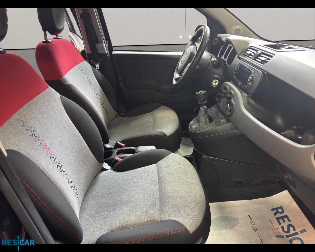 FIAT Panda 1.2 Lounge 69cv IDONEA NEOPATENTATO